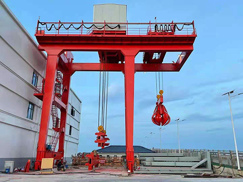 The difference between ordinary gantry crane and special special gantry crane